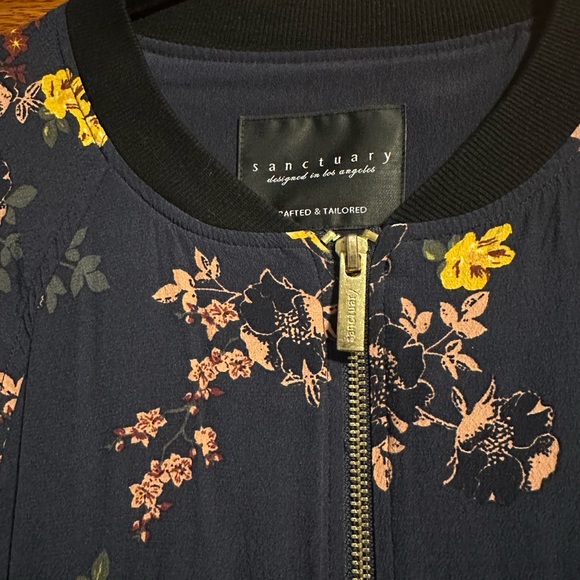 Sanctuary Jacket - Picture 3 of 6